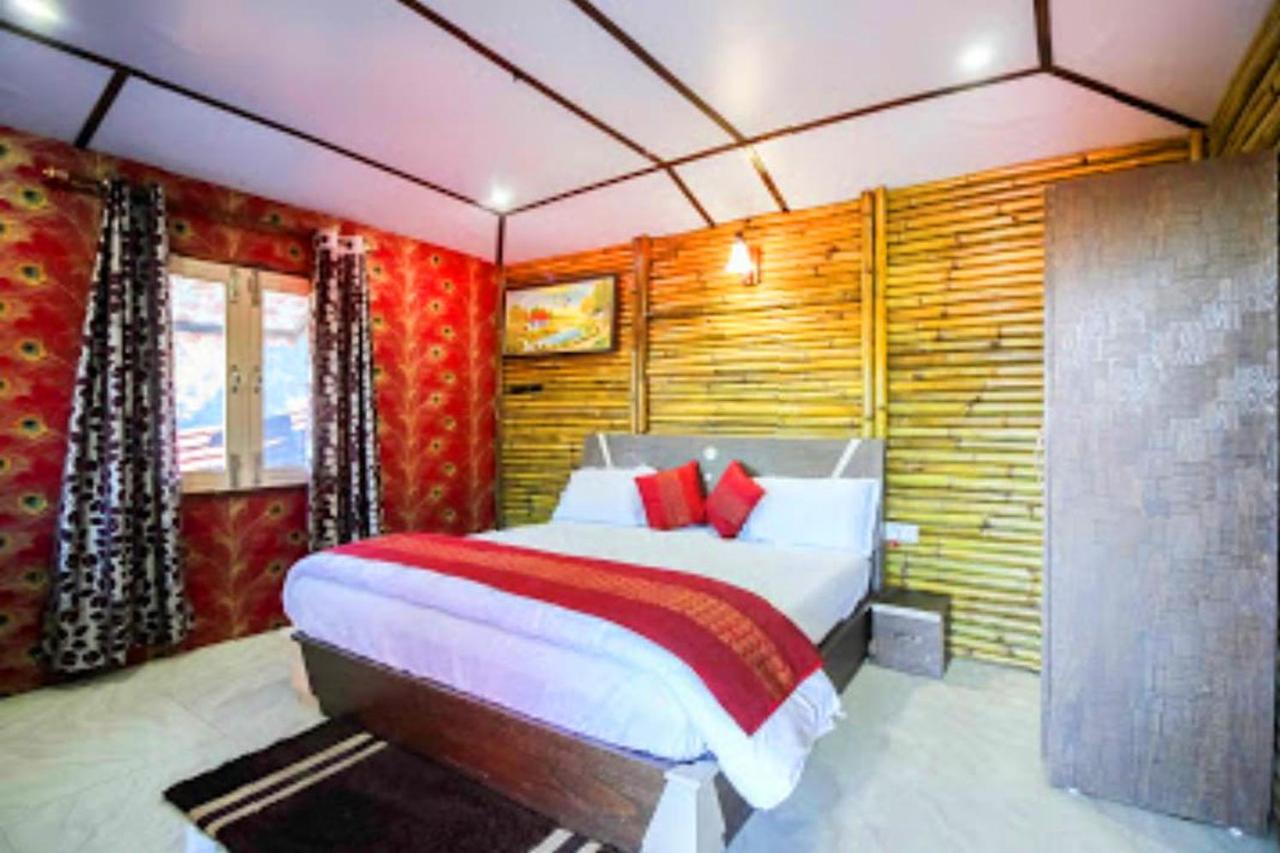 Glamwood Resort Dhanaulti, Ranked 1 In Dhanaulti Buitenkant foto